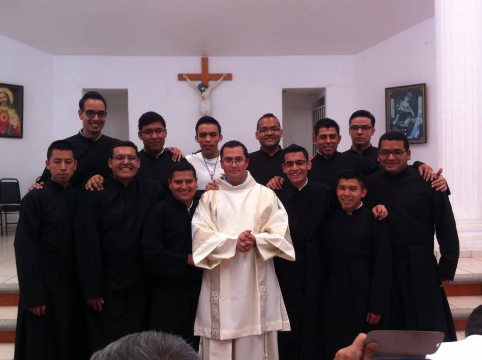PROFESIÓN SOLEMNE Y ORDENACIÓN DIACONAL EN MÉXICO