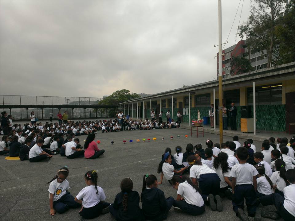 ORACIÓN EN CARACAS