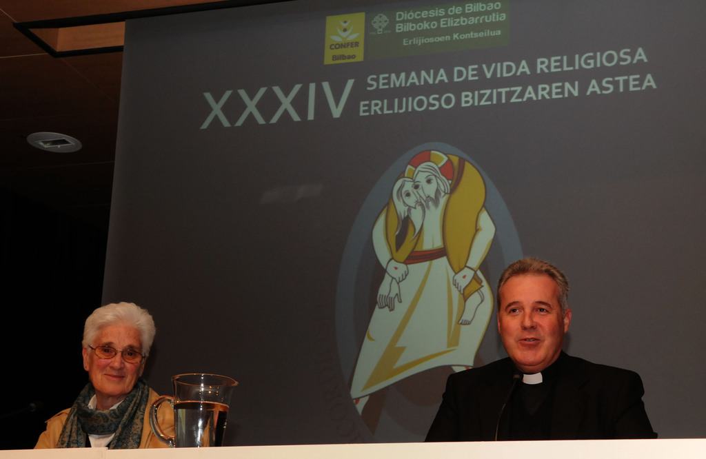 ACCESO A LAS CHARLAS DE LA SEMANA DE VIDA RELIGIOSA