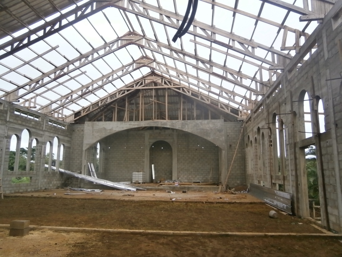 UNA IGLESIA EN BAFIA (CAMERÚN)