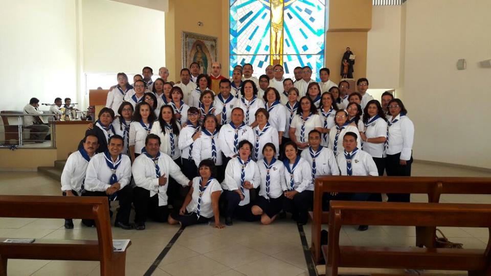 PENTECOSTÉS EN FRATERNIDAD CON MÁS PASOS
