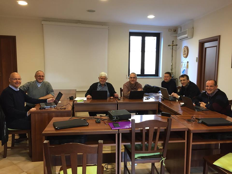 EQUIPO EUROPEO DE INSTITUCIONES ESCOLARES