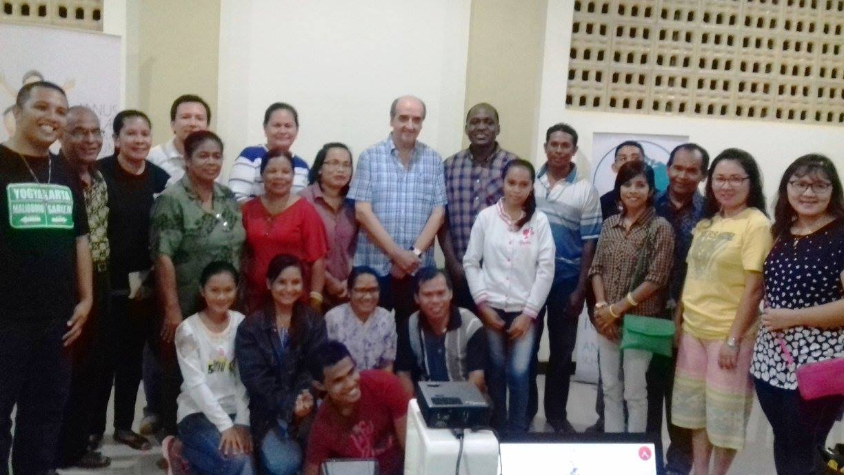 ESCOLAPIOS EN INDONESIA