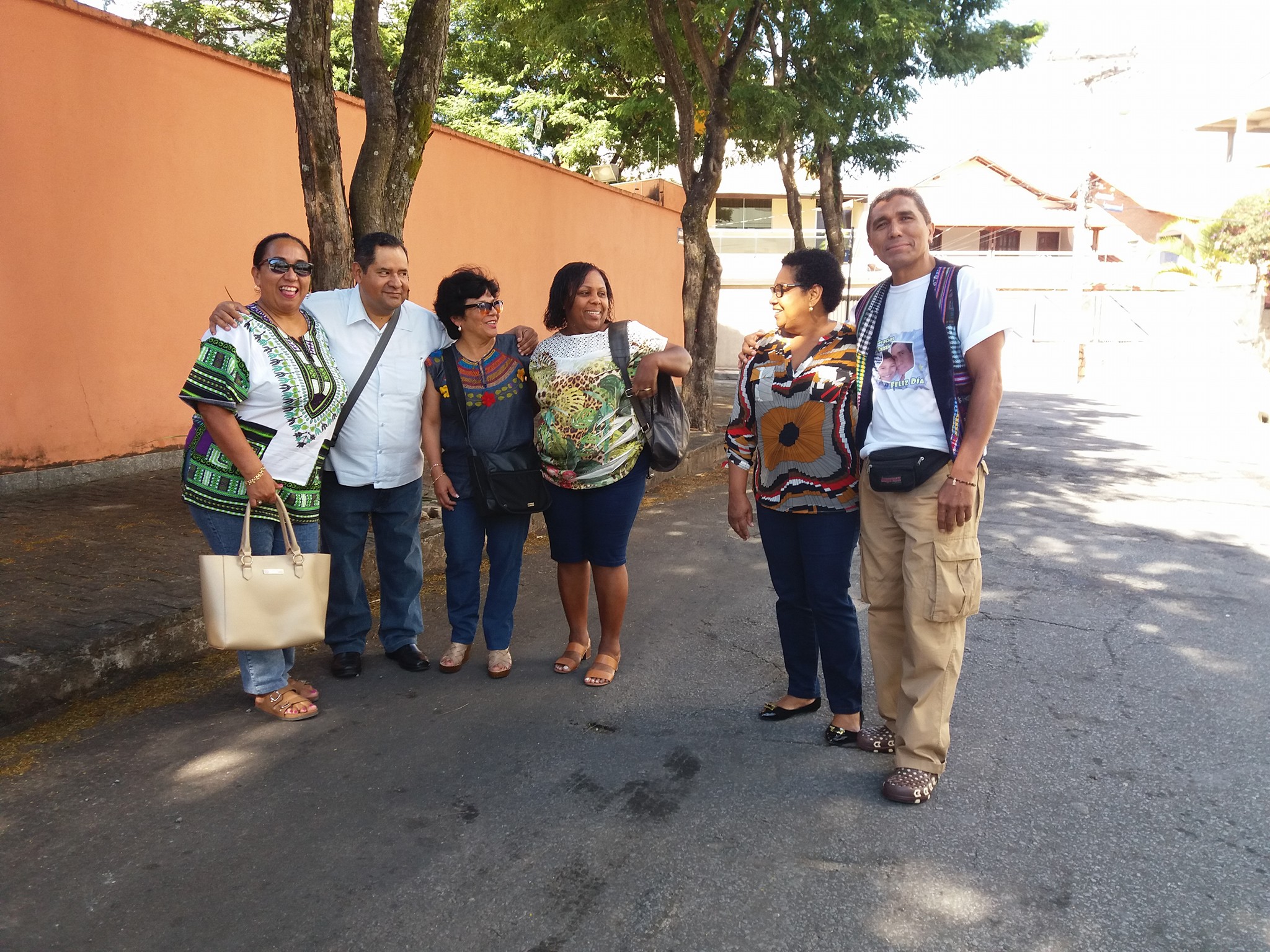 YA ESTAMOS TODOS… Y COMENZAMOS