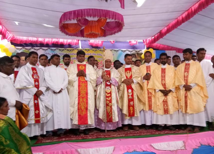 ASHOK VARA KUMAR, NUEVO SACERDOTE ESCOLAPIO