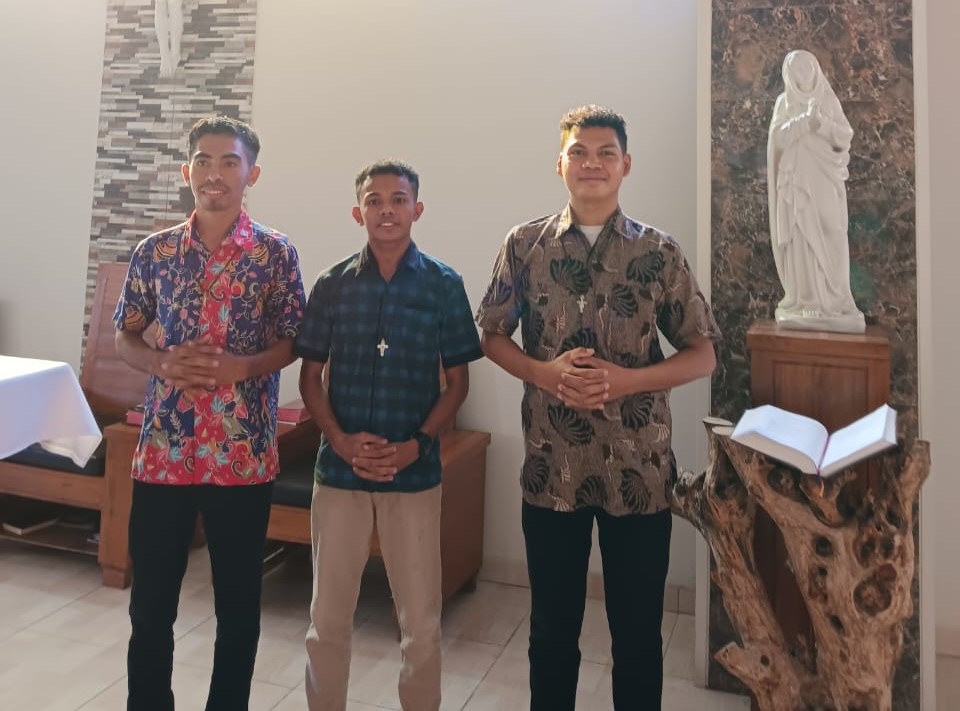 TRES NUEVO PRENOVICIOS EN YOGYAKARTA (TIMOR LESTE)
