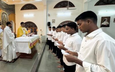 PRENOVICIOS ESCOLAPIOS EN INDIA