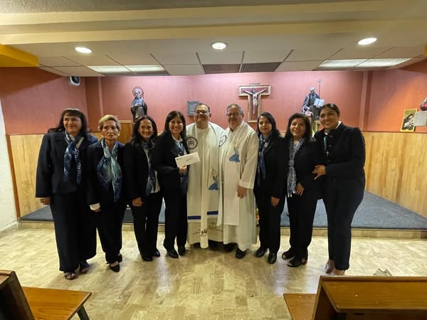 EQUIPO DE MISIÓN COMPARTIDA EN MÉXICO