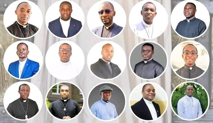 QUINCE NUEVOS SACERDOTES ESCOLAPIOS