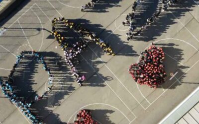 ESCOLAPIOS DE EMAÚS: EQUIPOS Y PERSONAS