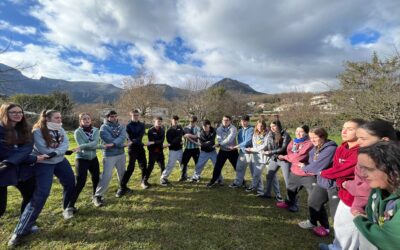 CAMPAMENTOS, COLONIA DE VACACIONES… PARA COMPLEMENTAR LA EDUCACIÓN