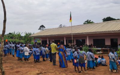 ARTE POR LA PAZ CON ITAKA – ESCOLAPIOS EN CAMERÚN