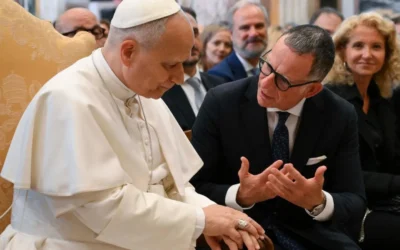 EL PAPA PIDE UNA DISTRIBICIÓN EQUITATIVA DE LA RIQUEZA ANTE EL AUMENTO DE LA POBREZA