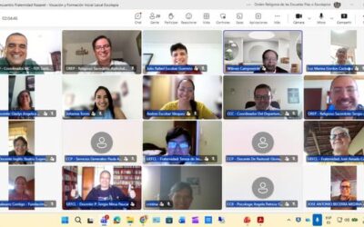 FRATERNIDAD DE NAZARET: ORAR Y REFLEXIONAR POR LAS VOCACIONES Y FORMACIÓN